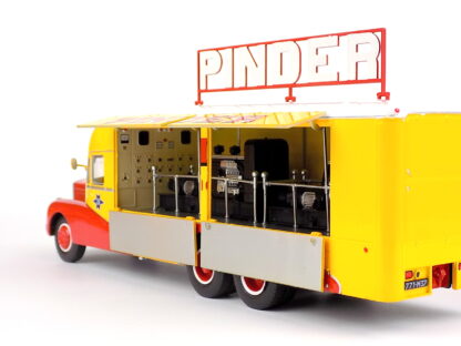 LOT DE 3 Caravanes Cirque Pinder -1/43-Direkt Collection-Pinder LOT DE 3 Caravanes Cirque Pinder -1/43-Direkt Collection-Pinder