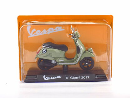 PIAGGIO VESPA 6 GIORNI N 6 2017 - 1:18 MAISTO - Image 3