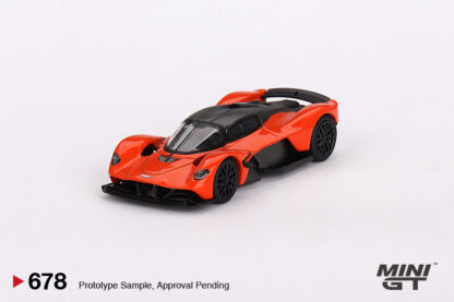 ASTON MARTIN VALKYRIE 2021 - 1:64 MiniGT - Image 2