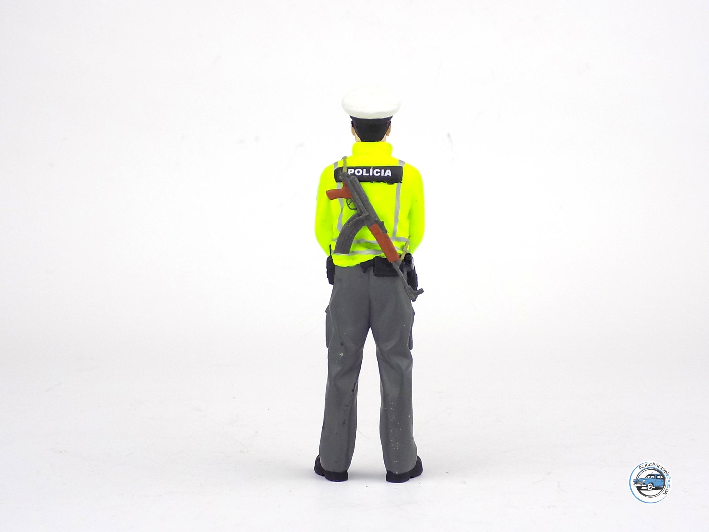 Figúrka príslušníka PZ SR „Doprávak v bunde “ typ1 – 1:18 - Image 4