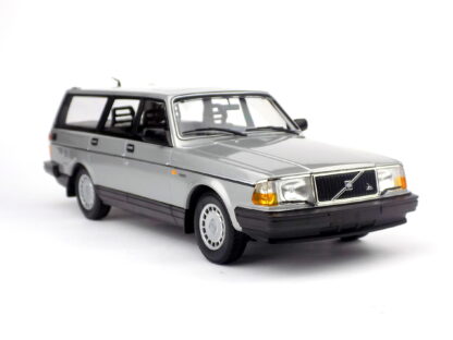 VOLVO  240GL SW 1986 - 1:18 MINICHAMPS - Image 3