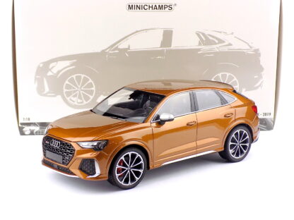 AUDI RS Q3 2019 - 1:18 MINICHAMPS