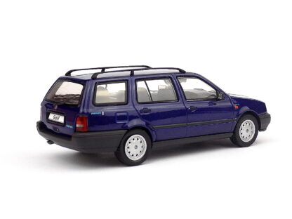 VOLKSWAGEN GOLF MKIII VARIANT 1994 - 1:43 IXO - Image 3