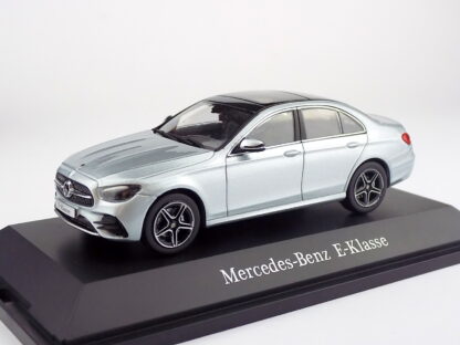 MERCEDES BENZ E-CLASS (W213) FACELIFT 2020 - 1:43 I-SCALE - Image 2