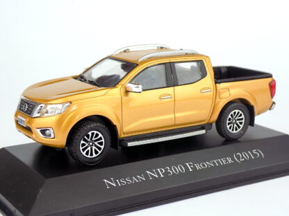 NISSAN NP300 FRONTIER DOUBLE CABINE PICK-UP 2015 - 1:43 Altaya / Salvat Argentina