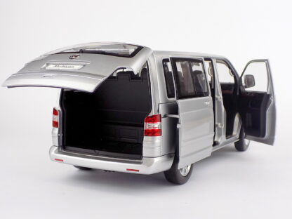 VOLKSWAGEN T5 MULTIVAN MINIBUS 2003 - 1:18 NOREV - Image 7