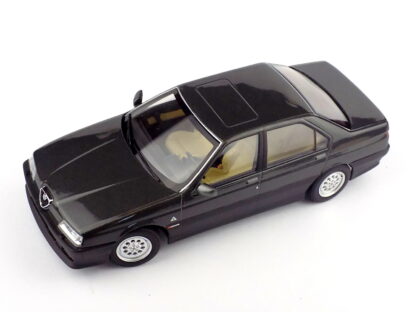 ALFA ROMEO 164 Q4 1994 - 1:18 TRIPLE9 - Image 6