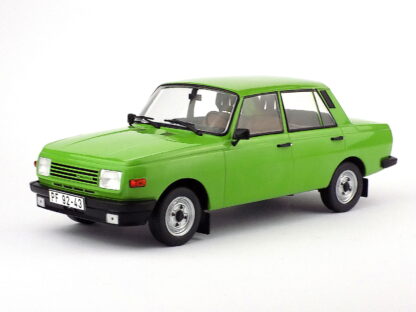 WARTBURG 353 1985 - 1:18 MCG - Image 2