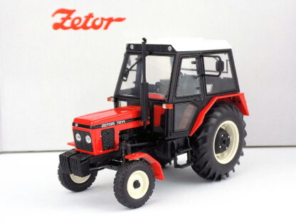 ZETOR 7211 2WD  1961 - 1:32 UNIVERSAL HOBBIES