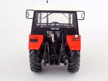 ZETOR 7211 2WD  1961 - 1:32 UNIVERSAL HOBBIES - Image 6