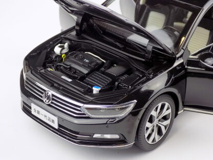 VOLKSWAGEN PASSAT B8 1:18 PAUDI - Image 8