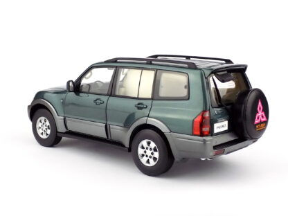 MITSUBISHI PAJERO 3.5L V6 V73 2006 - 1:18 SUN STAR - Image 4