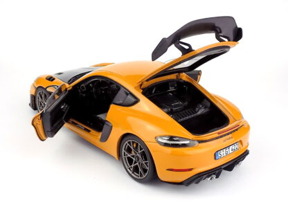 PORSCHE 718 CAYMAN GT4 RS WEISSACH PAKET 2023 - 1:18 NOREV - Image 8
