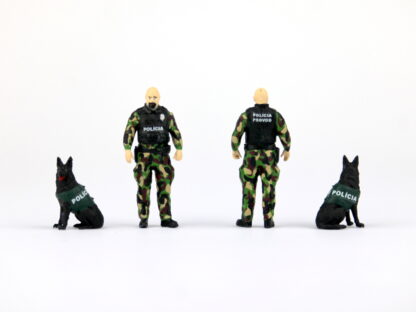 Policajný kynológ + služobný pes – Služobná kynologia PZ SR ( set figúrok ) 1:43 Typ 3 - Image 2