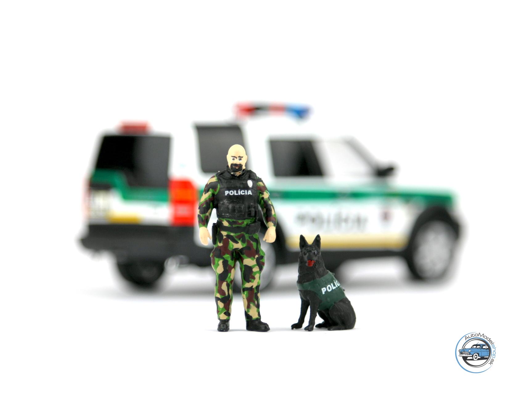 Policajný kynológ + služobný pes – Služobná kynologia PZ SR ( set figúrok ) 1:43 Typ 3