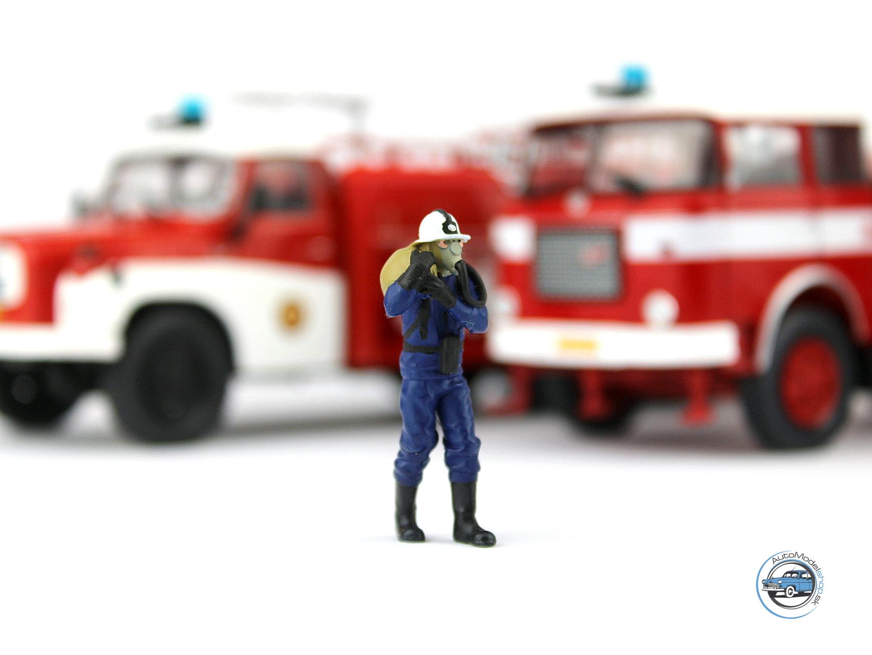 Figúrka z edície HASIČI - typ2 1:43