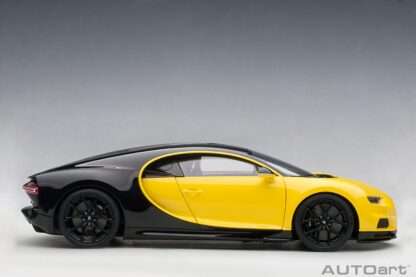 BUGATTI CHIRON 2017 - 1:18 AUTOART - Image 5