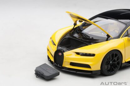 BUGATTI CHIRON 2017 - 1:18 AUTOART - Image 13