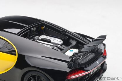 BUGATTI CHIRON 2017 - 1:18 AUTOART - Image 14