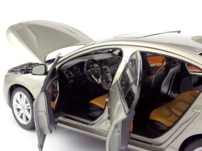 VOLVO S60L - 1:18 PAUDI - Image 4
