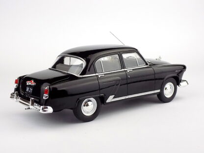 GAZ  VOLGA M21 1960 - 1:24 WHITEBOX - Image 3