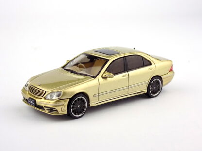MERCEDES BENZ S CLASSE W220 GOLD - 1:64 TARMAC WORKS - Image 2