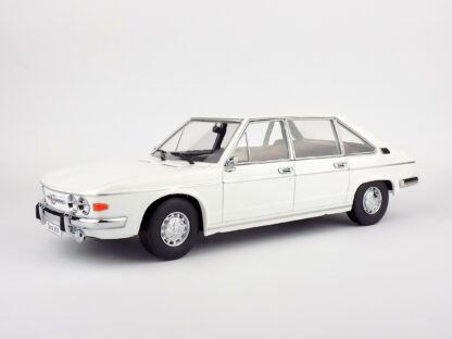 TATRA 613 1979 - 1:18 TRIPLE 9 - Image 2