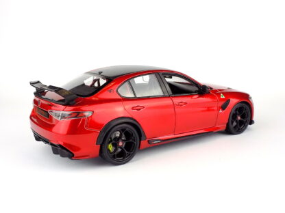 ALFA ROMEO  GIULIA GTAm 2020 - 1:18 BBURAGO - Image 3