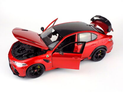 ALFA ROMEO  GIULIA GTAm 2020 - 1:18 BBURAGO - Image 4