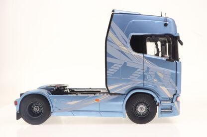 SCANIA  S770 V8 HIGHLINE 2021 - 1:24 SOLIDO - Image 4