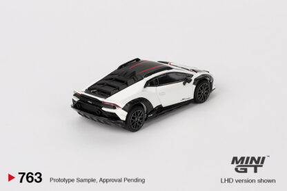 Lamborghini Huracán Sterrato Bianco Asopo - 1:64 MiniGT - Image 3