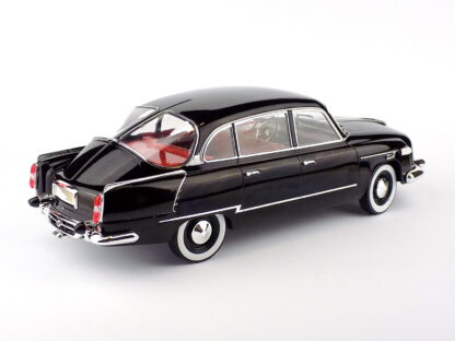 TATRA 603 - 1:18 FOX - Image 3