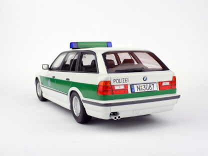 BMW 5 TOURING (E34)  POLÍCIA NEMECKO 1996 - 1:18 TRIPLE9 - Image 5
