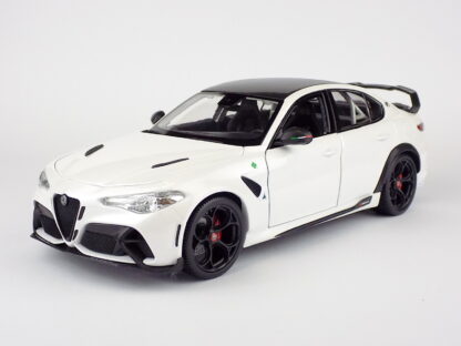 ALFA ROMEO GIULIA GTAm 2020 - 1:18 BBURAGO - Image 2