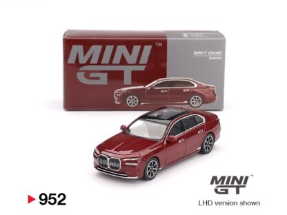 BMW i7 xDrive60 - 1:64 MiniGT