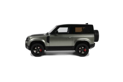 LAND ROVER DEFENDER P400 X DYNAMIC HSE PANGEA GREEN 2021 - 1:18 GT SPIRIT - Image 6
