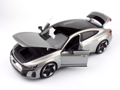 AUDI GT RS E-TRON 2022 - 1:18 BBURAGO - Image 4