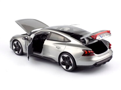 AUDI GT RS E-TRON 2022 - 1:18 BBURAGO - Image 5