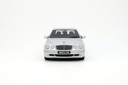 MERCEDES BENZ E55 AMG W210 2001 - 1:18 OTTOMobile - Image 6
