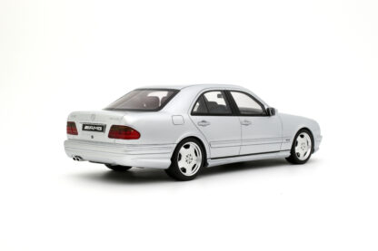 MERCEDES BENZ E55 AMG W210 2001 - 1:18 OTTOMobile - Image 5