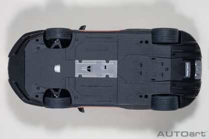 LAMBORGHINI CENTENARIO 2016 - 1:18 AUTOART - Image 8