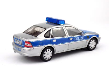 OPEL VECTRA B POLIZEI  - POLÍCIA NEMECKO - 1:43 DeA ( Bazárový tovar ) - Image 3