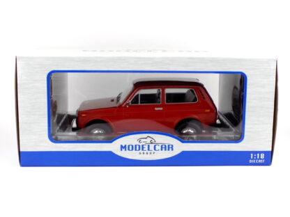 LADA NIVA - 1:18 MCG - Image 4
