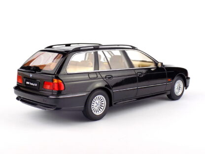 BMW 5 E39 TOURING 1998 - 1:18 TRIPLE9 - Image 3