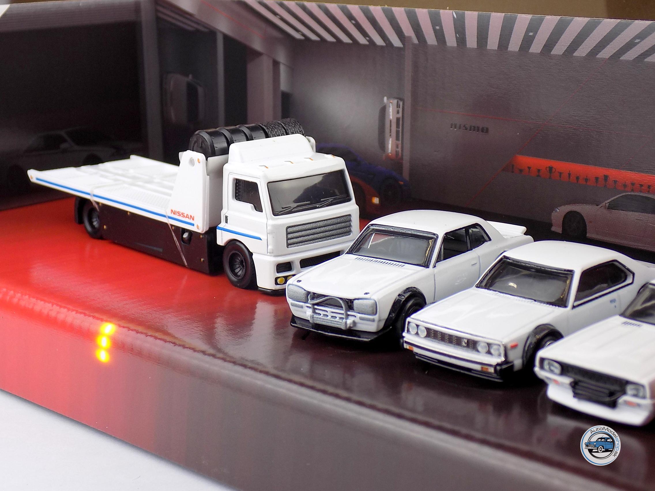 HOT WHEELS PREMIUM SET NISSAN - 1:64 - Image 3