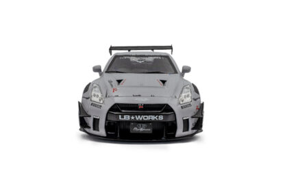 NISSAN GT-R R35 LIBERTY WALK BODY KIT + FIGURKA WATARU KATO-SAN - 1:18 SOLIDO - Image 7