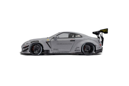 NISSAN GT-R R35 LIBERTY WALK BODY KIT + FIGURKA WATARU KATO-SAN - 1:18 SOLIDO - Image 10