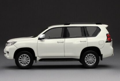 TOYOTA LAND CRUISER PRADO 2018 - 1:43 VITESSE - Image 3