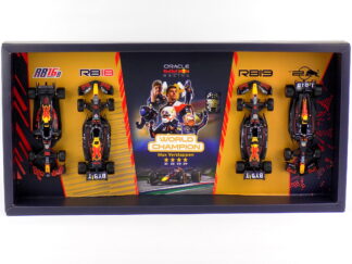 SET RED BULL F1 -4X MAX VERSTAPPEN MAJSTER SVETA - 1:43 BBURAGO