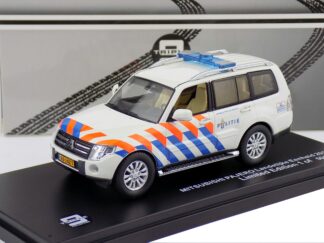MITSUBISHI PAJERO POLÍCIA HOLANDSKO AMSTERDAM - 1:43 TRIPLE9 Limited edition